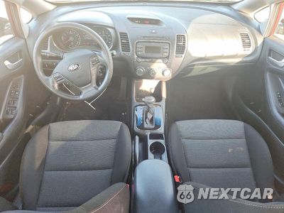 Zdjęcie 8 z 13 samochodu: 2018 KIA FORTE LX VIN:3KPFK4A79JE213139 - miniatura