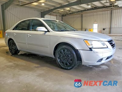 Czwarte zdjęcie samochodu z boku: 2009 HYUNDAI SONATA GLS VIN:5NPET46C29H523946 - miniatura