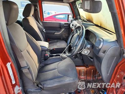 Zdjęcie 7 z 13 samochodu: 2014 JEEP WRANGLER UNLIMITED SPORT VIN:1C4BJWKG0EL257037 - miniatura