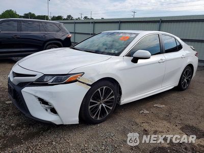 2018 TOYOTA CAMRY SE 4T1B11HK8JU028085 - główne zdjęcie licytacji z USA - miniatura