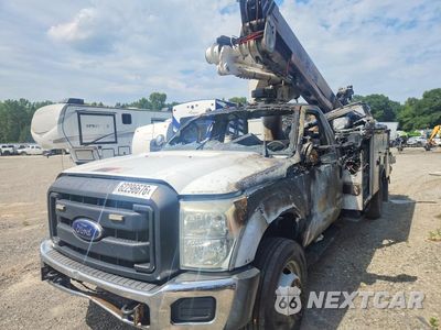 2016 FORD F550 SUPER DUTY BUCKET TRUCK 1FDUF5HT6GEA65696 - główne zdjęcie licytacji z USA - miniatura