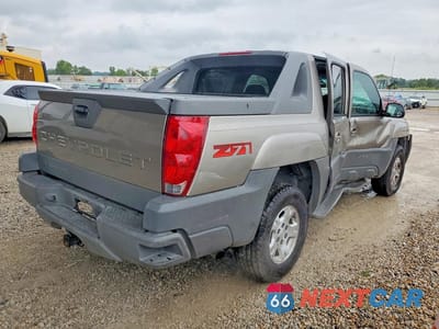 Trzecie zdjęcie samochodu z tyłu: 2002 CHEVROLET AVALANCHE K1500 VIN:3GNEK13T92G131056 - miniatura