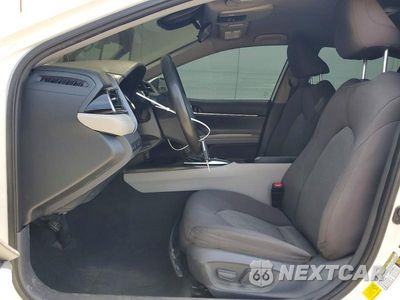 Zdjęcie 7 z 12 samochodu: 2020 TOYOTA CAMRY LE VIN:4T1C11AK2LU865240 - miniatura