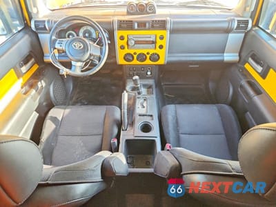 Zdjęcie 8 z 12 samochodu: 2008 TOYOTA FJ CRUISER BASE VIN:JTEZU11F18K005031 - miniatura