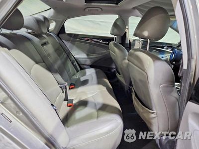 Zdjęcie 10 z 12 samochodu: 2013 HYUNDAI SONATA LIMITED 2.0T VIN:5NPEC4AB6DH593859 - miniatura
