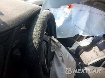 Zdjęcie 9 z 12 samochodu: 2018 TOYOTA COROLLA SE VIN:2T1BURHE9JC977047 - miniatura