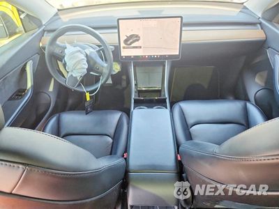 Zdjęcie 8 z 13 samochodu: 2020 TESLA MODEL Y VIN:5YJYGDEE9LF017816 - miniatura