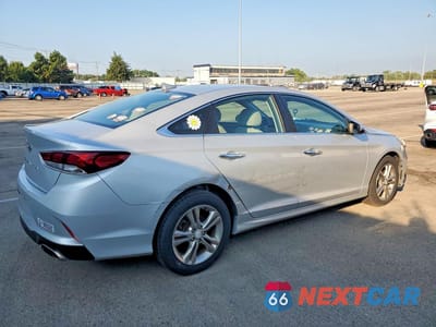 Trzecie zdjęcie samochodu z tyłu: 2019 HYUNDAI SONATA SEL VIN:5NPE34AFXKH784233 - miniatura