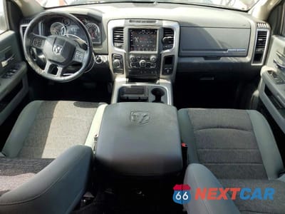 Zdjęcie 8 z 13 samochodu: 2019 RAM 1500 CLASSIC SLT VIN:1C6RR6LT5KS564117 - miniatura