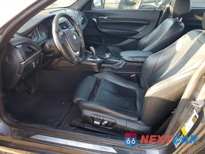 Zdjęcie 7 z 12 samochodu: 2016 BMW 228 I SULEV VIN:WBA1F9C59GV545154 - miniatura