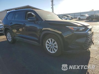 Czwarte zdjęcie samochodu z boku: 2025 TOYOTA GRAND HIGHLANDER XLE VIN:5TDAAAB55SS084820 - miniatura