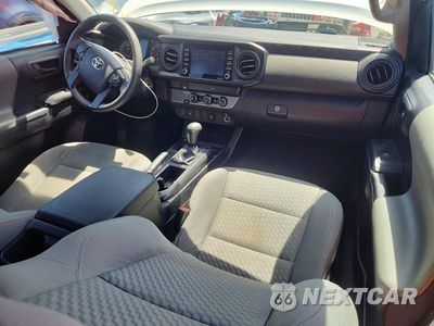 Zdjęcie 8 z 12 samochodu: 2020 TOYOTA TACOMA SR VIN:5TFRX5GN1LX169070 - miniatura