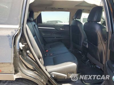 Zdjęcie 10 z 12 samochodu: 2019 TOYOTA HIGHLANDER XLE VIN:5TDJZRFHXKS575329 - miniatura