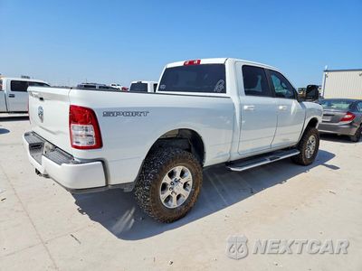 Trzecie zdjęcie samochodu z tyłu: 2024 RAM 2500 BIG HORN VIN:3C6UR5DJ6RG386253 - miniatura