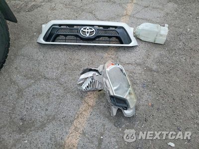 Zdjęcie 12 z 13 samochodu: 2015 TOYOTA TACOMA DOUBLE CAB PRERUNNER VIN:3TMJU4GN2FM187183 - miniatura