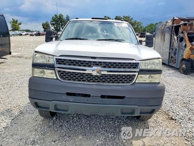 Piąte zdjęcie samochodu w środku: 2004 CHEVROLET SILVERADO K3500 VIN:1GCJK33284F223001 - miniatura