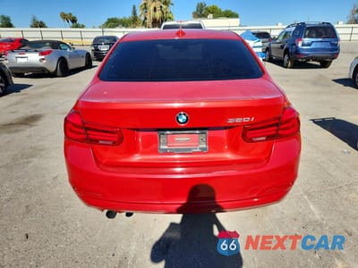 Zdjęcie 6 z 12 samochodu: 2016 BMW 320 I VIN:WBA8E1G51GNT99264 - miniatura