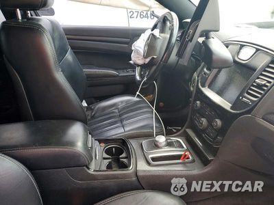 Zdjęcie 7 z 13 samochodu: 2015 CHRYSLER 300 S VIN:2C3CCAGG6FH818564 - miniatura