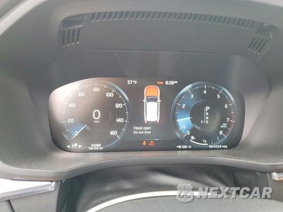 Zdjęcie 9 z 14 samochodu: 2018 VOLVO XC60 T5 INSCRIPTION VIN:YV4102RL8J1015724 - miniatura