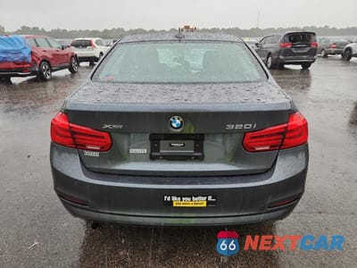 Zdjęcie 6 z 12 samochodu: 2018 BMW 320 XI VIN:WBA8A3C51JA488473 - miniatura