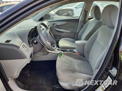 Zdjęcie 7 z 12 samochodu: 2010 TOYOTA COROLLA LE VIN:1NXBU4EE2AZ317552 - miniatura