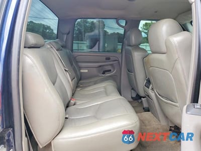 Zdjęcie 10 z 12 samochodu: 2005 GMC NEW SIERRA K1500 VIN:2GTEK13T651160004 - miniatura