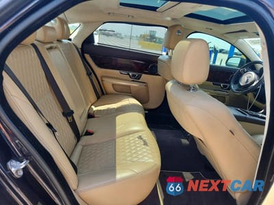 Zdjęcie 10 z 12 samochodu: 2016 JAGUAR XJL PORTFOLIO VIN:SAJWJ2GD7G8V95390 - miniatura