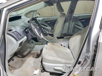 Zdjęcie 7 z 13 samochodu: 2011 TOYOTA PRIUS THREE VIN:JTDKN3DU2B5306471 - miniatura