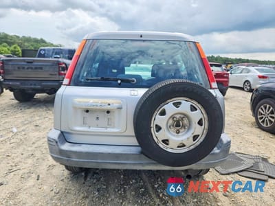Zdjęcie 6 z 13 samochodu: 2000 HONDA CR-V LX VIN:JHLRD2844YC006394 - miniatura