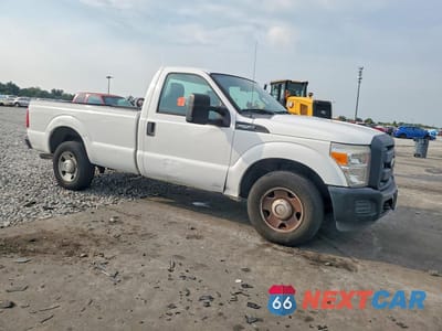 Czwarte zdjęcie samochodu z boku: 2013 FORD F250 SUPER DUTY VIN:1FTBF2A6XDEB44444 - miniatura