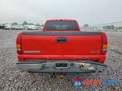 Zdjęcie 6 z 12 samochodu: 2002 GMC NEW SIERRA K1500 VIN:1GTEK19T62E154673 - miniatura