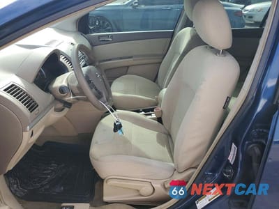 Zdjęcie 7 z 12 samochodu: 2010 NISSAN SENTRA 2.0/2.0S/SR/2.0SL VIN:3N1AB6AP1AL656826 - miniatura