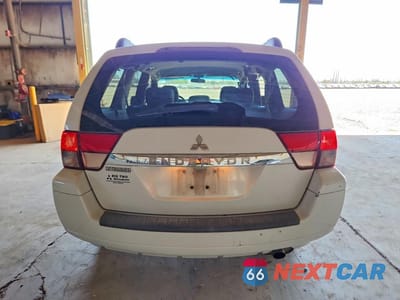Zdjęcie 6 z 13 samochodu: 2011 MITSUBISHI ENDEAVOR LS VIN:4A4JM2ASXBE016225 - miniatura