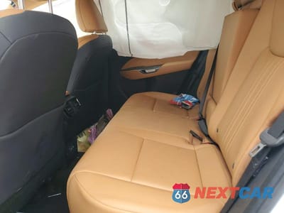 Zdjęcie 11 z 13 samochodu: 2023 LEXUS NX 350 VIN:JTJGGCEZ4P2009573 - miniatura