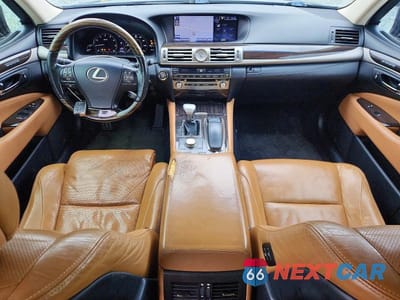 Zdjęcie 8 z 12 samochodu: 2013 LEXUS LS 460 VIN:JTHBL5EF7D5121173 - miniatura