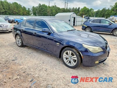 Czwarte zdjęcie samochodu z boku: 2010 BMW 528 XI VIN:WBANV1C50AC445470 - miniatura