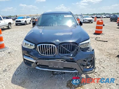 Piąte zdjęcie samochodu w środku: 2021 BMW X3 SDRIVE30I VIN:5UXTY3C07M9E63324 - miniatura