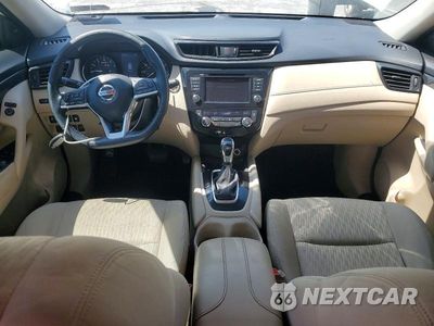 Zdjęcie 8 z 14 samochodu: 2018 NISSAN ROGUE SV VIN:JN8AT2MT8JW490301 - miniatura