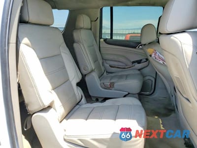 Zdjęcie 11 z 14 samochodu: 2015 GMC YUKON XL VIN:1GKS2JKJ0FR625151 - miniatura