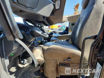 Zdjęcie 7 z 12 samochodu: 2019 INTERNATIONAL MV607 RV VIN:1HTEUMML3KH057998 - miniatura