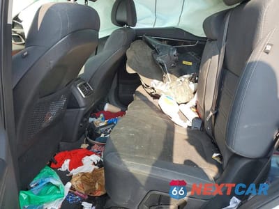 Zdjęcie 11 z 13 samochodu: 2016 KIA SORENTO LX VIN:5XYPG4A30GG118628 - miniatura