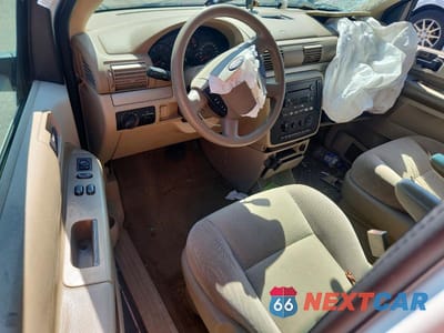 Zdjęcie 8 z 13 samochodu: 2005 FORD FREESTAR SE VIN:2FMZA51685BA92271 - miniatura