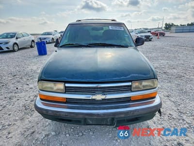 Piąte zdjęcie samochodu w środku: 1998 CHEVROLET BLAZER VIN:1GNCS13W3W2252004 - miniatura