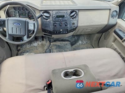 Zdjęcie 8 z 12 samochodu: 2010 FORD F250 SUPER DUTY VIN:1FTSW2B5XAEA05867 - miniatura