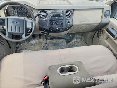 Zdjęcie 8 z 12 samochodu: 2010 FORD F-250 SUPER DUTY VIN:1FTSW2B5XAEA05867 - miniatura