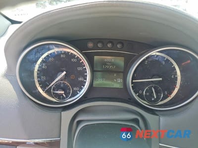 Zdjęcie 9 z 13 samochodu: 2012 MERCEDES-BENZ GL 350 BLUETEC VIN:4JGBF2FE8CA784623 - miniatura