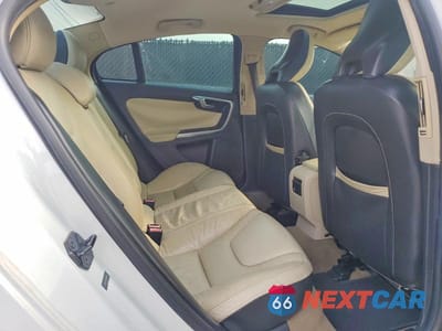 Zdjęcie 10 z 12 samochodu: 2012 VOLVO S60 T5 VIN:YV1622FS5C2031188 - miniatura
