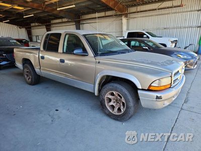 Czwarte zdjęcie samochodu z boku: 2003 DODGE DAKOTA VIN:1D7HL48N33S133898 - miniatura
