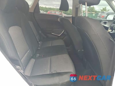 Zdjęcie 10 z 13 samochodu: 2025 KIA SOUL S VIN:KNDJ23AU2S7922085 - miniatura