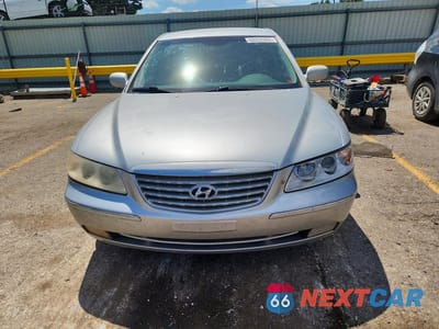 Piąte zdjęcie samochodu w środku: 2006 HYUNDAI AZERA VIN:KMHFC46F96A057025 - miniatura